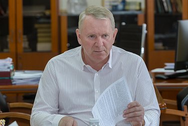 Устав области изменится